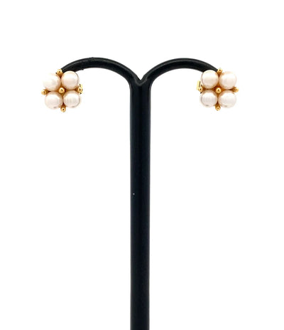 ピアス